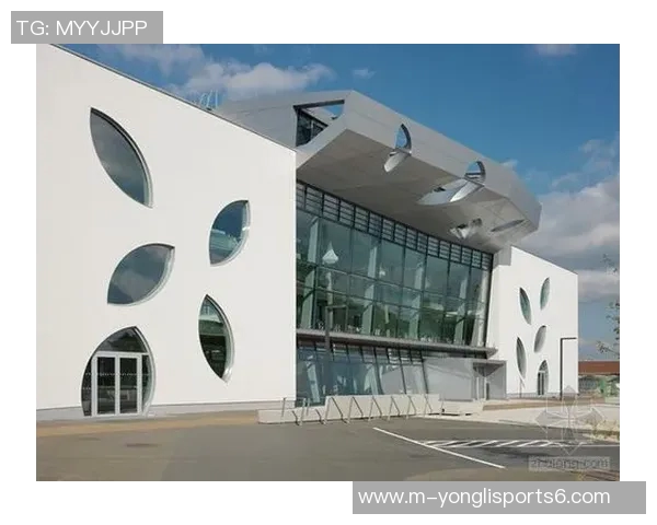 足球场建设的现状与未来发展趋势探讨及其对社区的影响分析