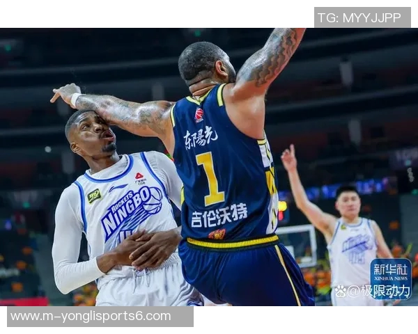 CBA激战新疆伊力特迎战广东东阳光决战赛场谁能胜出
