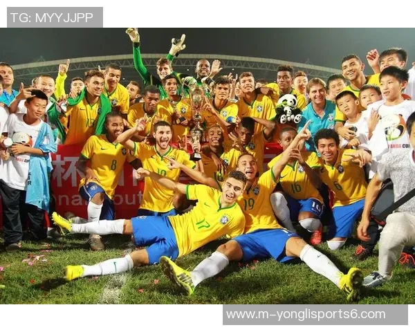 足球中国杯盛况空前各国球队齐聚争夺荣誉与荣耀